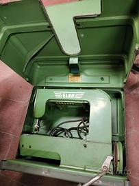 Rara Macchina da Cucire Vintage ELNA "Grasshopper"