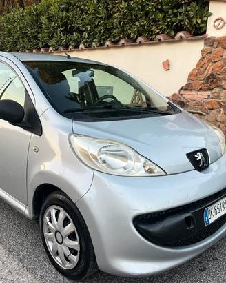 Peugeot 107 1.0 Benzina 5 porte  - Neopatentati