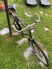 Bicicletta anni 40 per mercato parigino