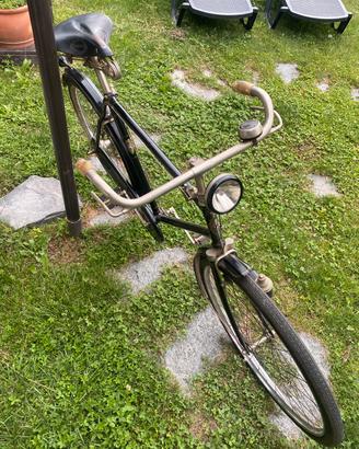 Bicicletta anni 40 per mercato parigino