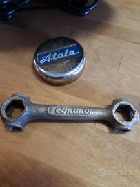 Originale vecchia chiave multiuso Legnano