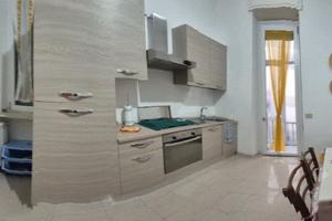 In viale italia. Trilocale zona cliniche