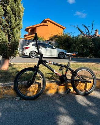BMX Speedcross Re-Action