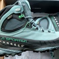 Scarponi La Sportiva da donna, numero 38