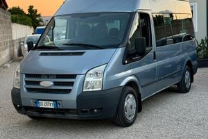 Ford transit 9 posti pedana trasporto disabili