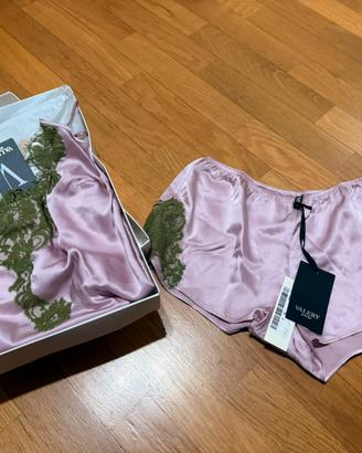 Completo intimo nuovo in pura seta