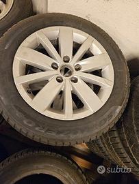 Cerchi VW Passat Gomme invernali Pirelli 215 55 R1
