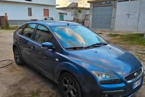 Ford Focus 1.6 90 cv Diesel (da riparare)