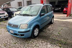 FIAT PANDA 1.2 BENZINA ANNO 2004 X NEOPATENTATI