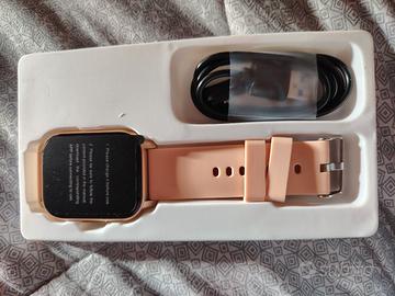 smartwatch Poounur modello Y6