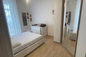 2 camere singole in appartamento ristrutturato