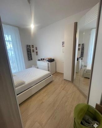 2 camere singole in appartamento ristrutturato