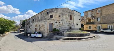 MONTEROSSO ALMO via Roma Palazzetto indipendente