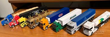Gruppo di modellini camion “ITALERI”
