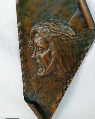 Icona religiosa volto Gesù in rame sbalzato 