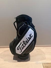 Sacca da golf Titleist nera e bianca
