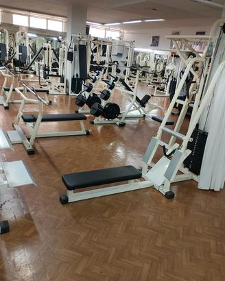 attrezzature per palestra + solarium 
