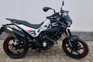 Benelli BX 125 BKX S MOTARD ABS EURO 5 +