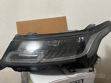 Faro anteriore Sx range Rover sport 2019