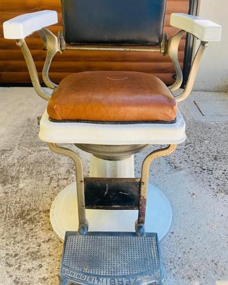 poltrona da barbiere vintage f.lli Zerbini Torino
