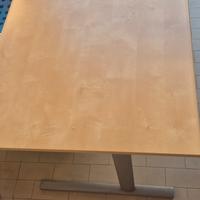 Scrivania ikea
