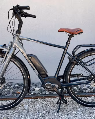 E bike TREK district+2