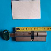 Serratura a cilindro europeo Mottura Champions