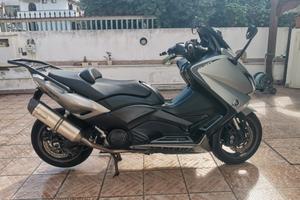 Portapacchi tmax 530 più Bauletto 30L