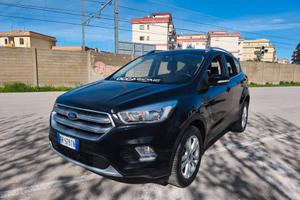 Ford Kuga 1.5 TDCI 120 CV S&S 2WD Titanium