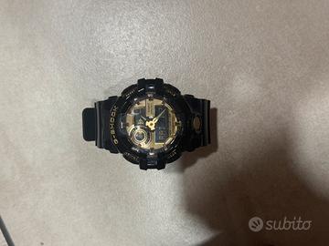 Orologio G-shock nero e oro