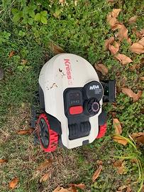 robot tagliaerba da giardino