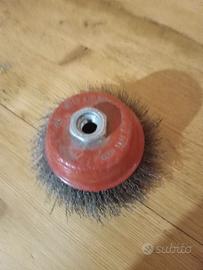 Spazzola Metallica Smerigliatrice Angolare, Rosso