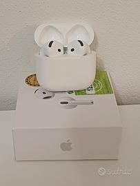 AirPods 4