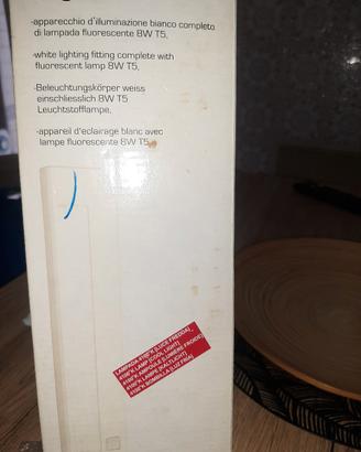 lampada a LED luce fredda bianca