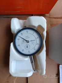 4 Comparatori Mitutoyo 2046S