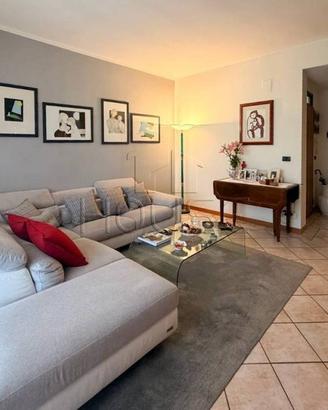 Appartamento di 126 m² con 5 locali e box auto dop