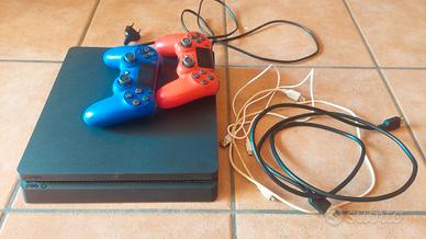 Playstation 4 con 2 controller originali 
