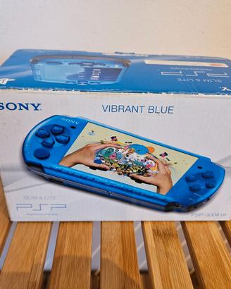 PSP 3004 Vibrant Blue Playstation Portable Sony