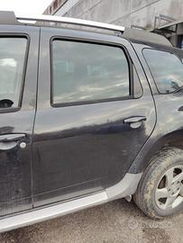 Porta posteriore sinistra DACIA DUSTER del 2012