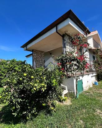 VILLA SINGOLA A TERRACINA