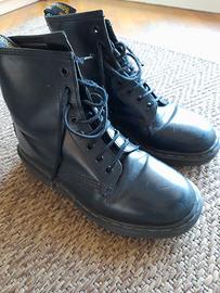 Scarpe DR. MARTENS