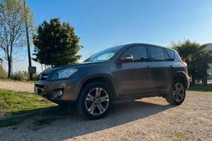 Toyota Rav 4 crossover D.cat Luxury