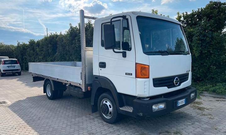Nissan Atleon 35.15 cassone fisso