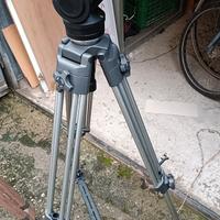 Treppiedi pesante tedesco tipo Cartoni