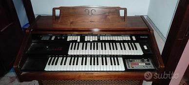 Organo farfisa