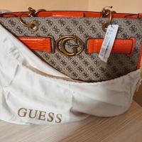 borsa donna guess con l’etichetta nuovissima