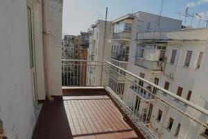 Monovano attico arredato in Via Nebrodi