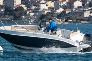 Speedy 585 Cayman open