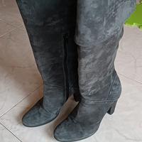 Stivale scamosciato grigio tg. 35