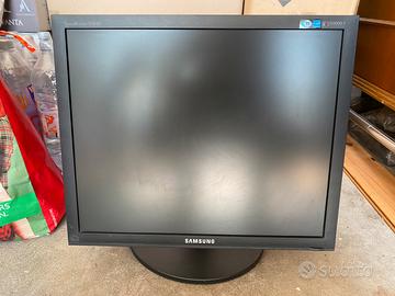 Monitor Samsung 19”